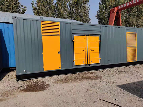 丹东300kw 柴油发电机组用多大的空气开关？