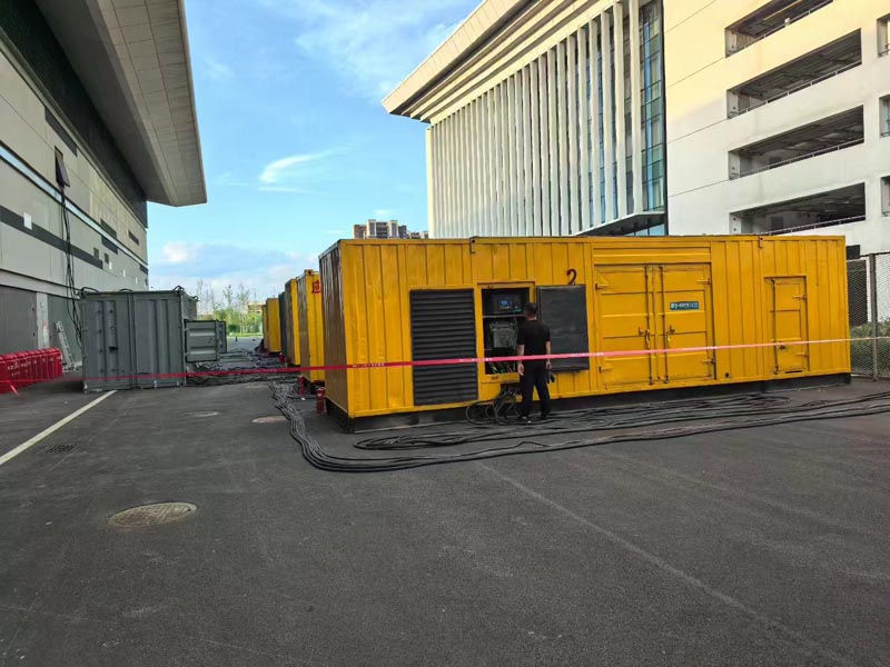 丹东柴油发电机冬季保养注意事项?